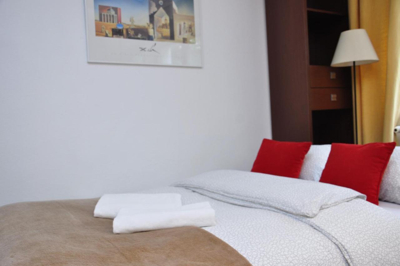 Prudentia Apartments Moko Economy Warsawa Bagian luar foto